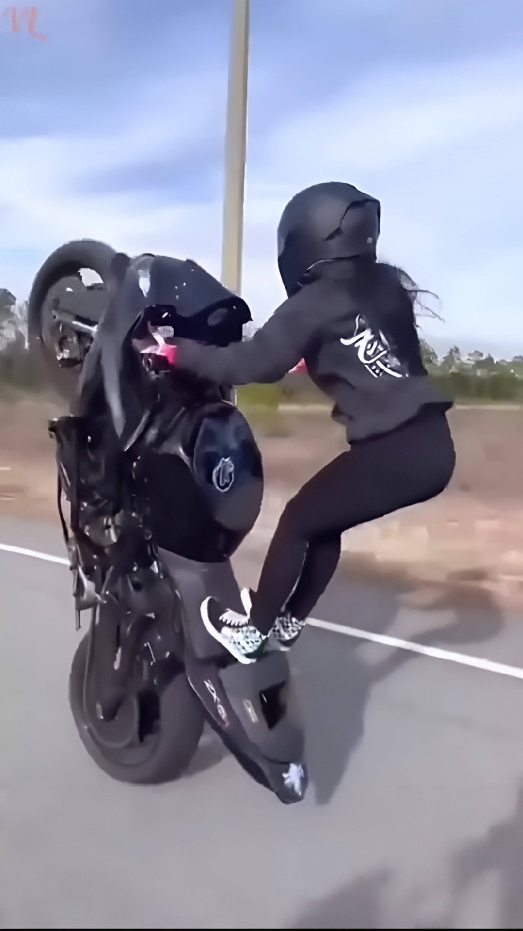 Мото девушки 👍🔥 смотреть онлайн