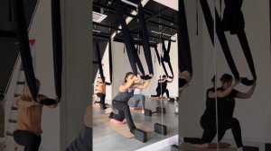 Растяжка в гамаках. Уровень - для начинающих.