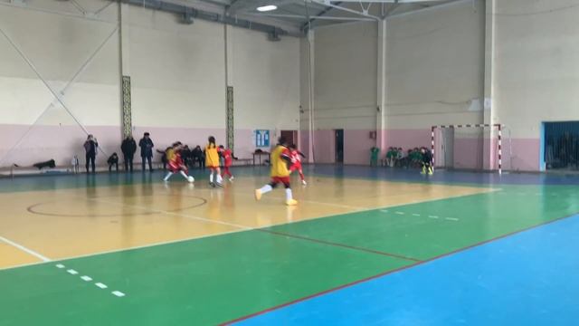 Сайран 2011 vs. Фаворит 2011 смотреть онлайн