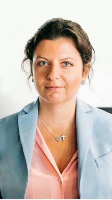 Симоньян назвала Галкина «геем и гнидой» из-за шуток в адрес Киркорова и Скабеевой смотреть онлайн