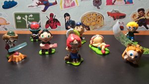 ВЕСЁЛЫЙ КЛАСС 2 из Киндер-Сюрпризов | Обзор коллекции 2011 года!