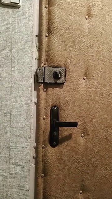 Лайфхак с битой от отвёртки 1 смотреть онлайн