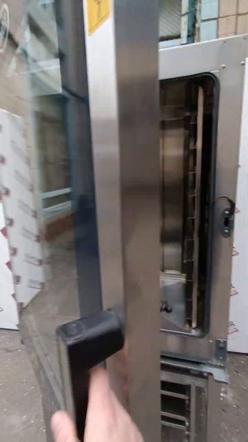 Конвекційна піч з парою UNOX XBC 805e (вживана)