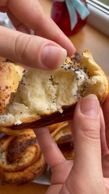 Ммммм какие вкусные! Монтирую рецепт! Скоро 😘 #булочк? смотреть онлайн