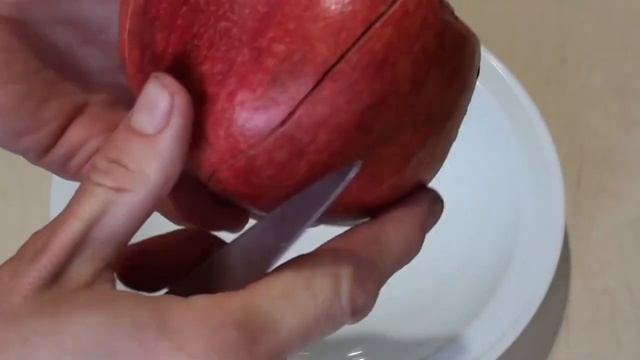 Легко и просто! Чистим гранат, как быстро почистить гранат! смотреть онлайн