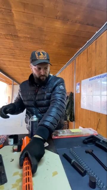 Залил оружие монтажной пеной смотреть онлайн