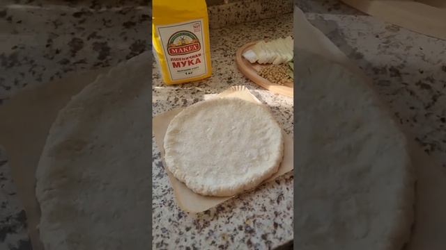 Творожный пирог с грушей и сыром бри😋Рецепт в описан? смотреть онлайн