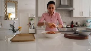 Хрустящие сочные куриные котлеты для бургеров ПЕРЕВОД  Кулинарное шоу Хегине