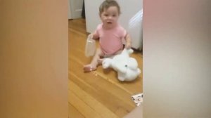 приколы с детьми! дети играют с игрушками! веселое видео! fun with kids!