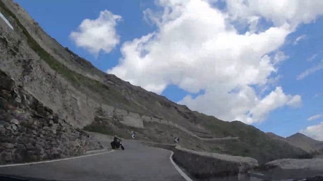 Перевал Стельвио на Hyundai Solaris II смотреть онлайн