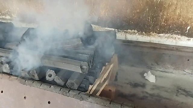 правильное построение угля 🔥#уголь #мангал