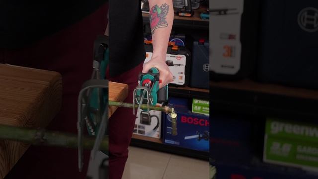 ПИЛА для сада #bosch #дом #сад смотреть онлайн