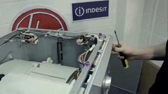 Как заменить корпус диспенсера на стиральной машине LG смотреть онлайн