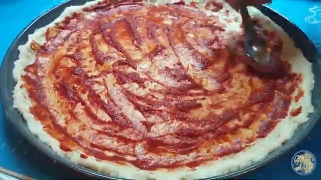 Настоящая домашняя Средиземноморская Пицца с морепродуктами и ананасом