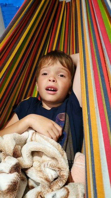 гамак на балконе в нашей первой квартире#shorts смотреть онлайн