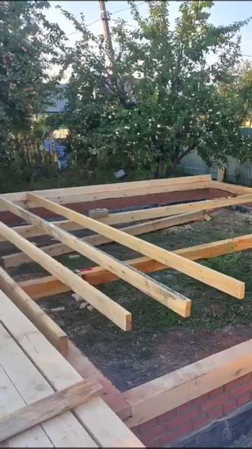 Дачный дом своими руками . Бюджетный вариант. смотреть онлайн