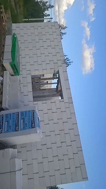 Построили первый этаж дома из газобетона и залили арм? смотреть онлайн