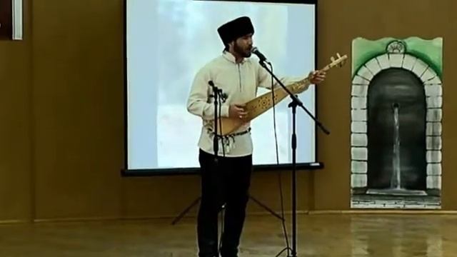 Рамазан Абдулганиев на пандуре. Магомедмирзе Мавраеву посвящается