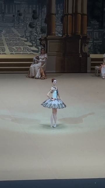 Изящная , с красивыми линиями Ева Сергеенкова ❤️. «ПАХИТА» #bolshoitheatre ##paquita