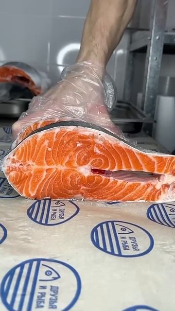 Охлаждённая форель от Вялим и Коптим раз в неделю ново