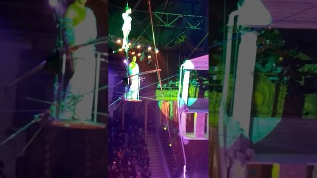 Опасный трюк цирк Симферополь смотреть онлайн