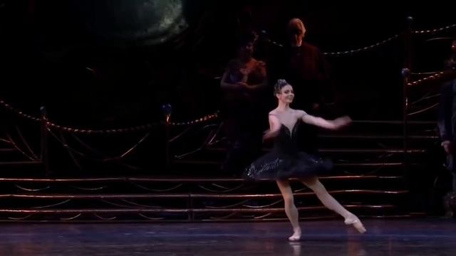 С.ЗАХАРОВА,Н.ОСИПОВА-Чернъй лебедь (сравнение) смотреть онлайн