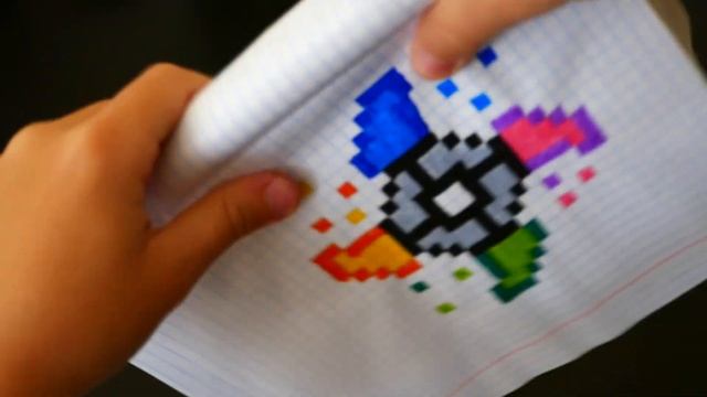 МОИ РИСУНКИ ПО КЛЕТОЧКАМ !!!(ОБЗОР)PIXEL ART ! смотреть онлайн