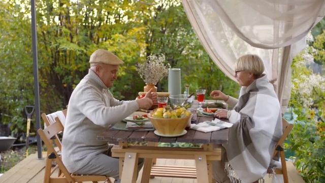 7 ОВОЩЕЙ, КОТОРЫЕ НИКОГДА НЕ СТОИТ ЕСТЬ ПОЖИЛЫМ ЛЮДЯМ! ( смотреть онлайн