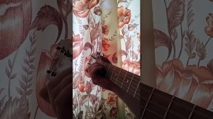 Горел пылающий камин ,судили парня молодого ,песня под