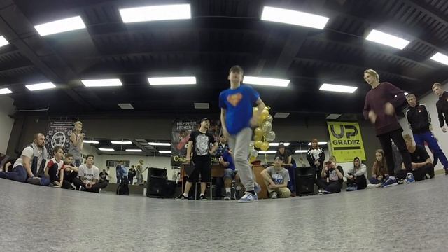 "Step In Bit vol.4" 1/4 BD продвинутые до 18 лет, Flash vs Суханов Никита смотреть онлайн