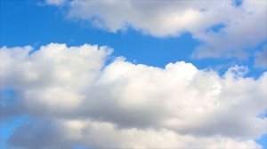 Красивое небо, плывущие облака