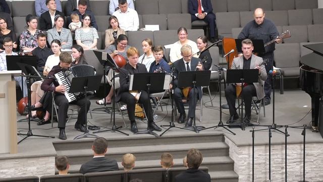 08 Устроен колодец в пустыне сухой (Оркестр) - 10/13/2024 смотреть онлайн