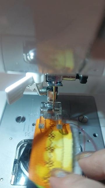 текстурированная нить🧵 на обычной швейной машинке в?