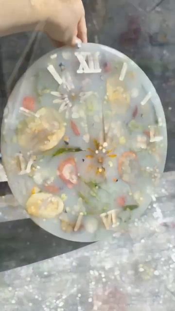 «Вкусные» часики из эпоксидной смолы #resinart #эпоксидна? смотреть онлайн