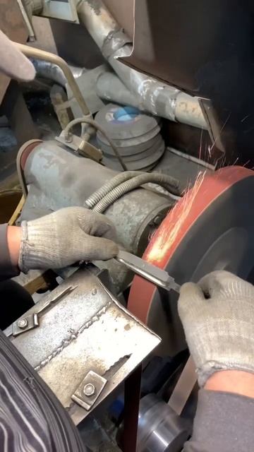 Изготовил нож из скальпеля! Эксперимент в кузнице #нож смотреть онлайн