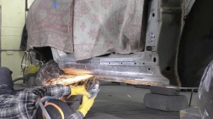 Ремонт сгнивших порогов на  Hyundai Santa Fe.