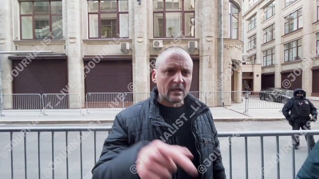 Сергей Удальцов выступил против сноса гаражей в Моск? смотреть онлайн
