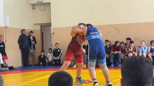 Открытое первенство МБУ ДО «СШ № 3 г. СИМФЕРОПОЛЬ» греко-римской борьбе к 80-летию Победы в ВОВ-3 смотреть онлайн