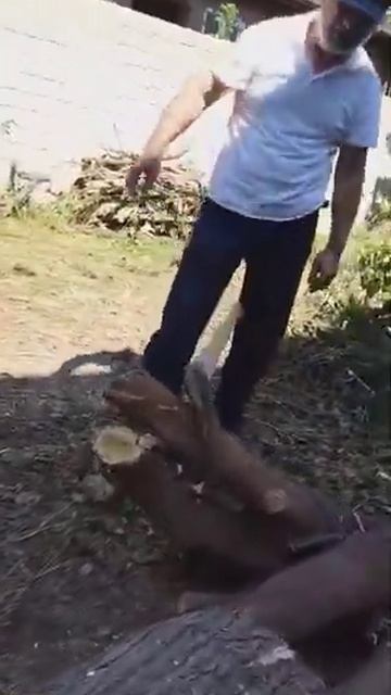 Рабочий топор. смотреть онлайн