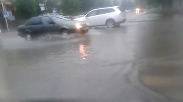 Дождь в Павлодаре