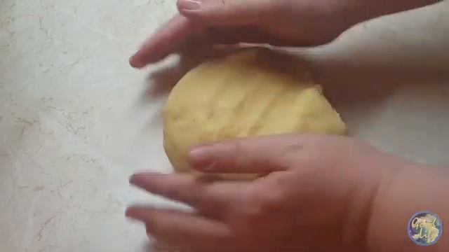 Рогалики из песочного теста с медом и грецкими орехами к чаю