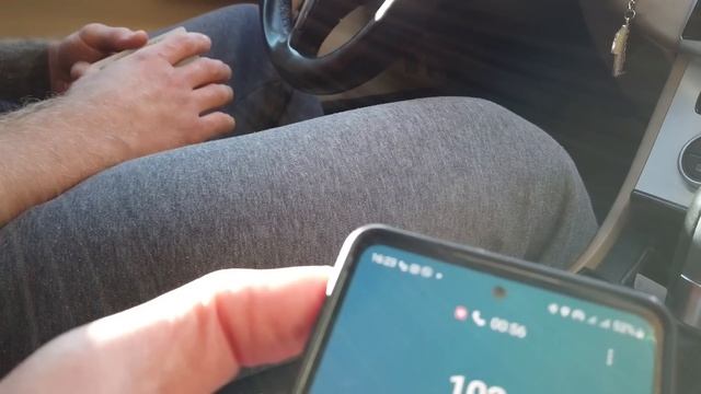 Водій вперше за кермом, та КОПчик БУВАЛИЙ! Знущається з водія / ЮМОР смотреть онлайн