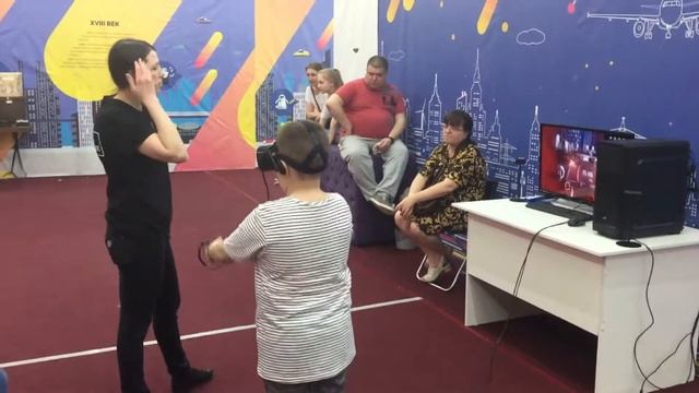 2018-05-19 ДР Вани. Робополис. Батуты Отрыв 35