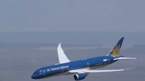 Вертикальный взлёт Боинга 787-9