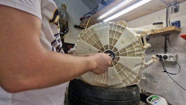 Замена подшипников в барабане стиральной машины Candy смотреть онлайн