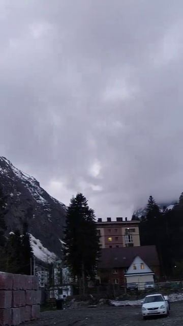 Вечер, Баня, Горы в Домбае. Отдыхаем смотреть онлайн