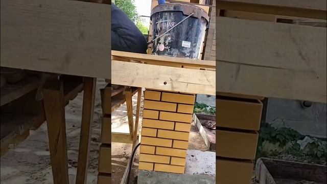 УСТАНОВКА КИРПИЧНЫХ СТОЛБОВ (ЧАСТЬ 1). смотреть онлайн