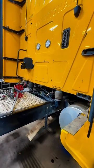 Как вам такие качели ? 🤪🤓 #dogetrucking #alsiptruckrepair #дальнобо? смотреть онлайн