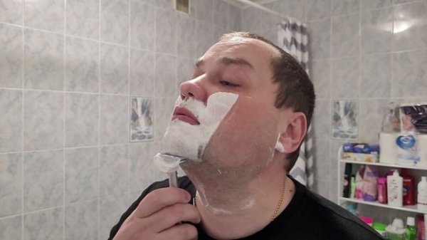 Пятнично - мельничное бритьё. Muehle: companion, лезвие, помазо