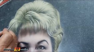 Цветные портреты на памятниках 2023